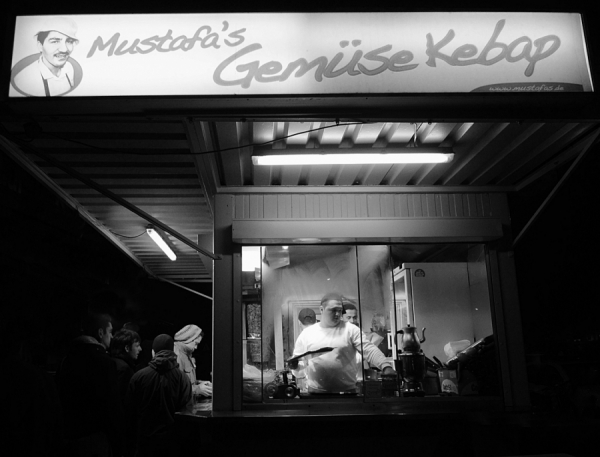 Photograph Dan Clausen Hansen Mustafas Gemuse Kebap on One Eyeland